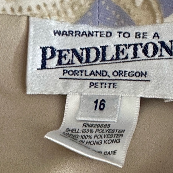 Pendleton sz 16 p blouse in a beautiful floral design. Vintage styling - Picture 11 of 13